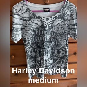 Women’s Medium Harley Davidson Shirt